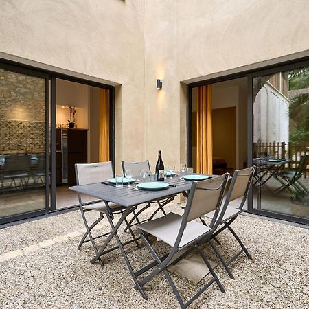 Bel appartement avec piscine chauffée Pezens Esterno foto