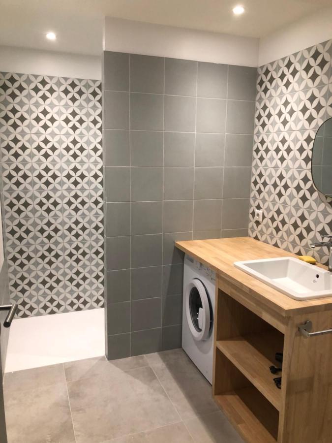 Bel appartement avec piscine chauffée Pezens Esterno foto