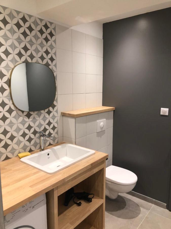 Bel appartement avec piscine chauffée Pezens Esterno foto