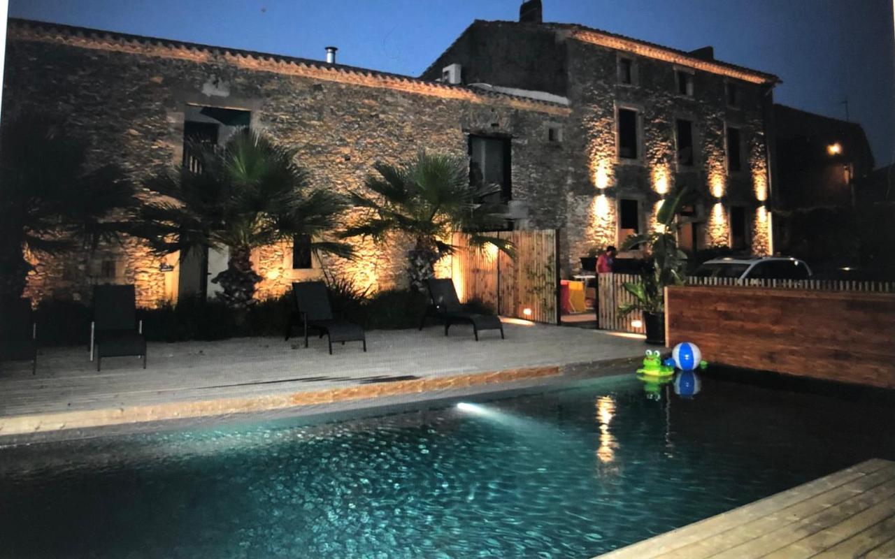 Bel appartement avec piscine chauffée Pezens Esterno foto