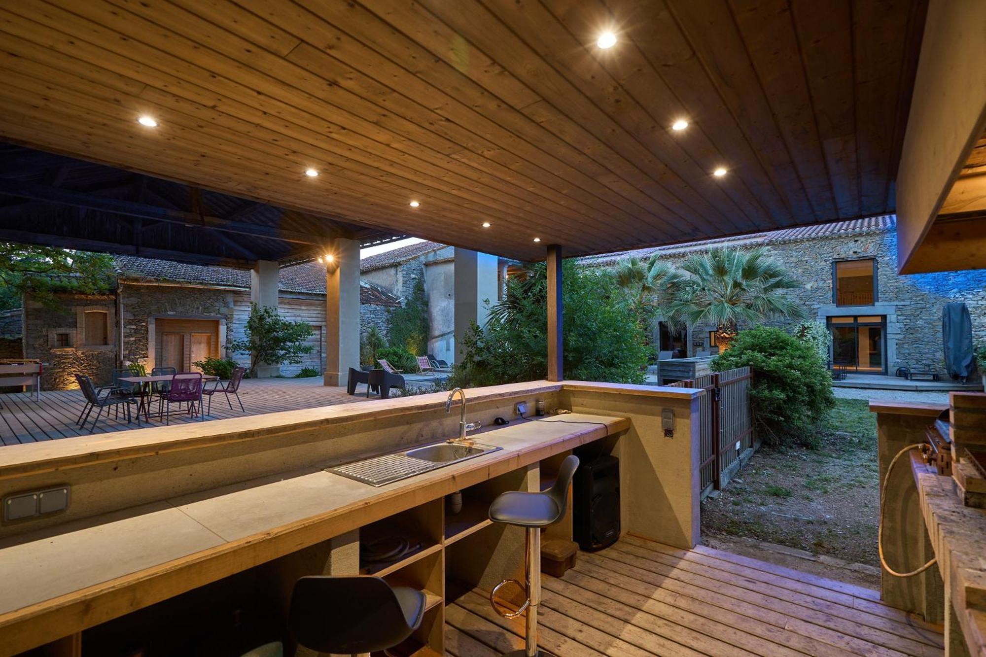 Bel appartement avec piscine chauffée Pezens Esterno foto