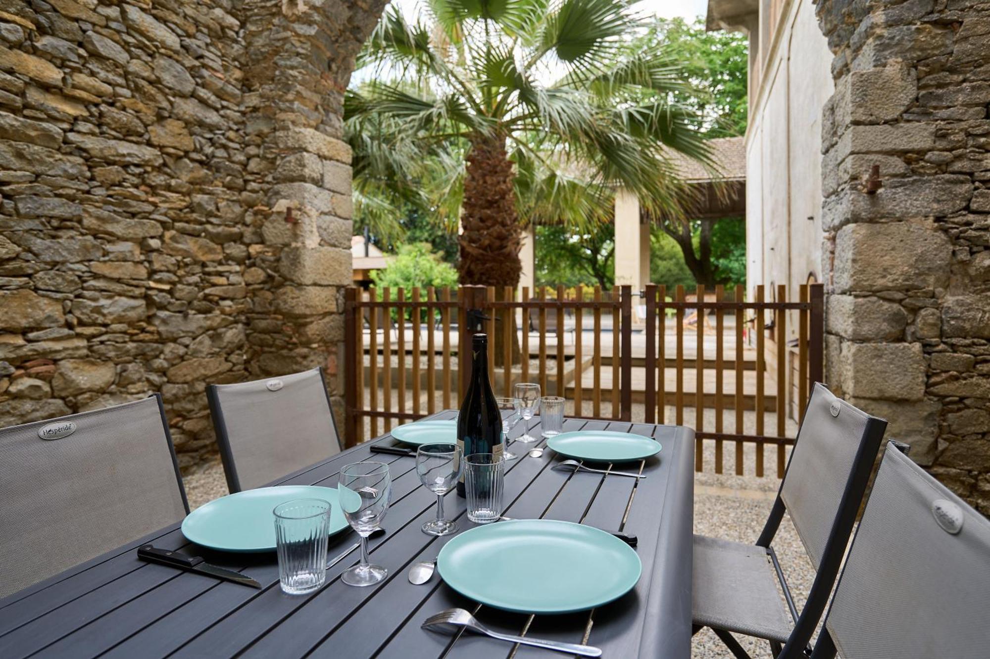 Bel appartement avec piscine chauffée Pezens Esterno foto